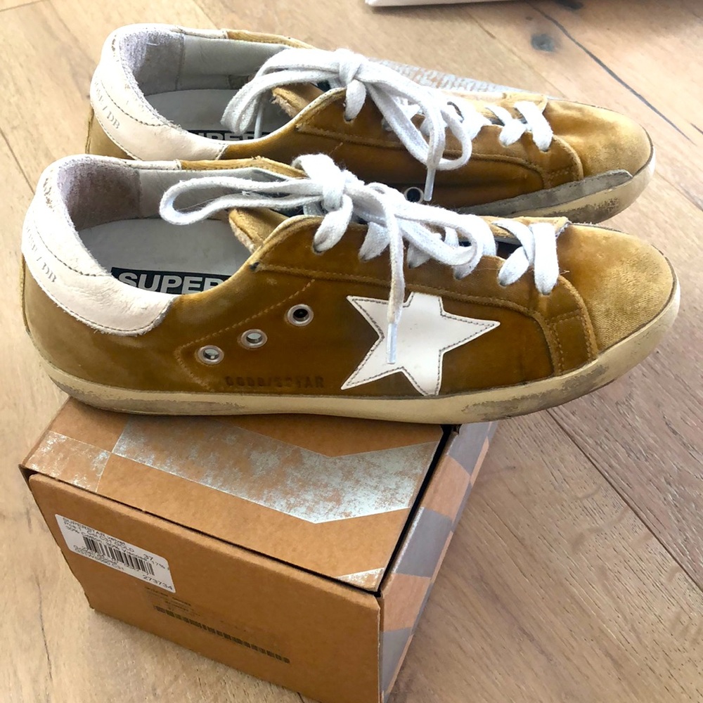 COPY - Golden Goose superstar velvet